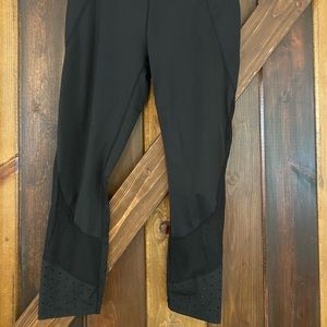 Athleta Pants - Black- Size Small- detail on the bottom part of the leggings